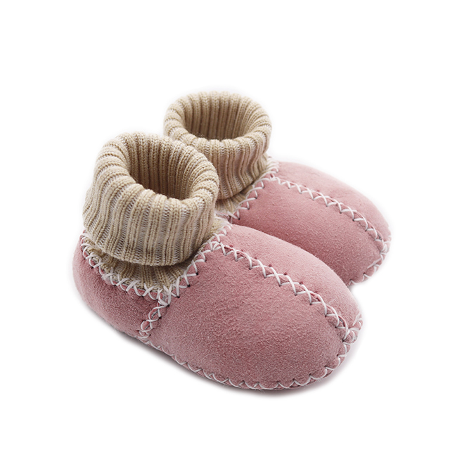 Chaussons bébé beiges en peau de mouton - Dgrandiose